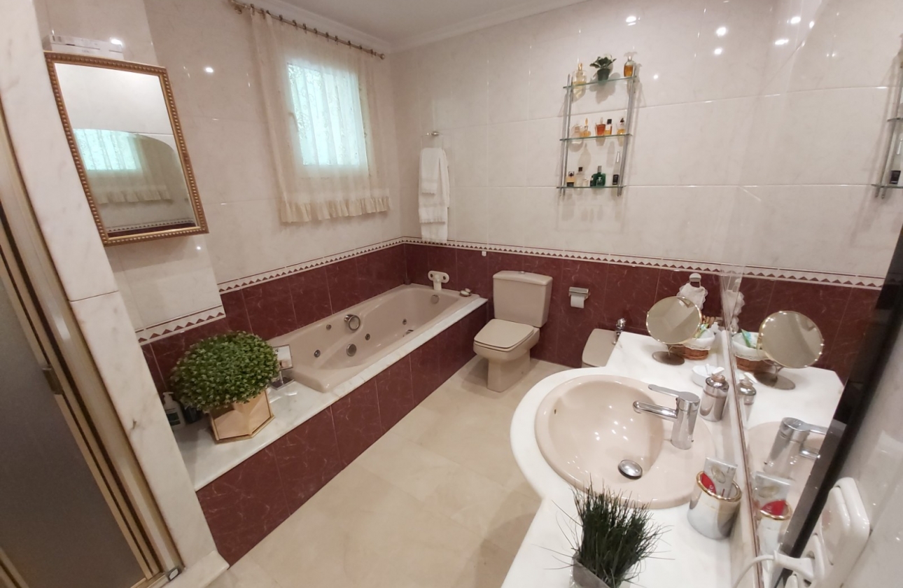 Revente - Villa - Cocentaina