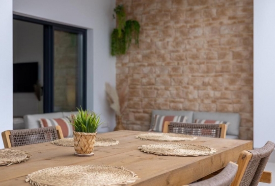 Resale - Villa - Dolores