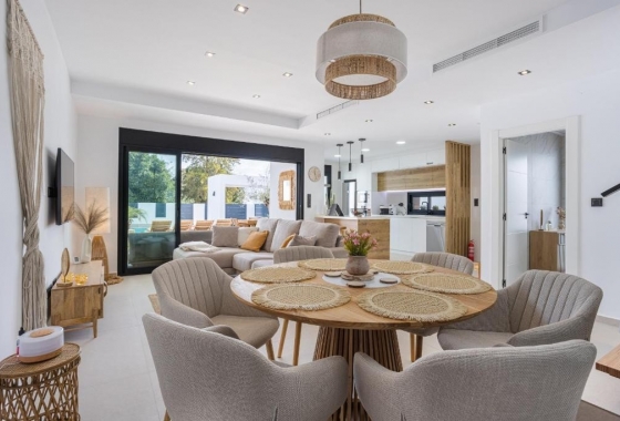 Resale - Villa - Dolores