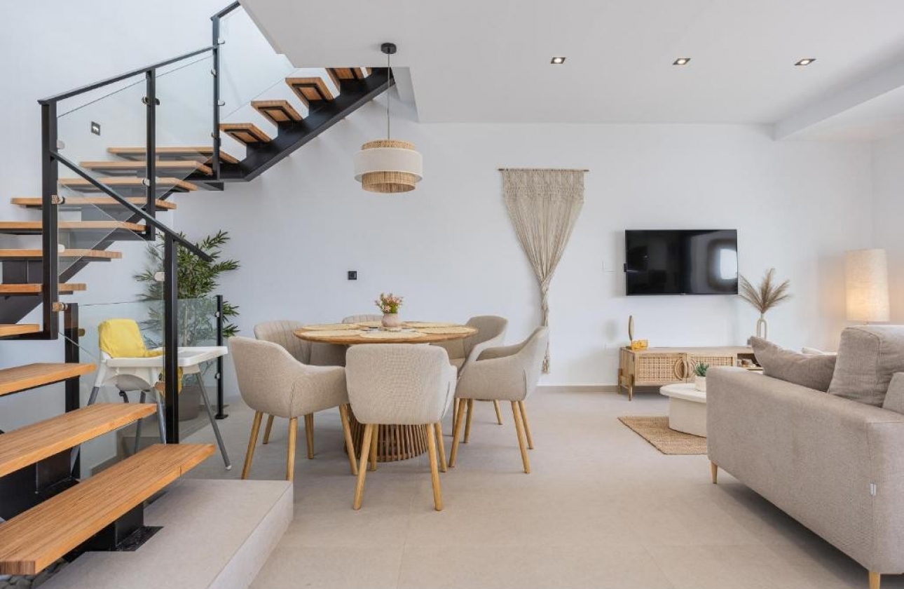 Resale - Villa - Dolores