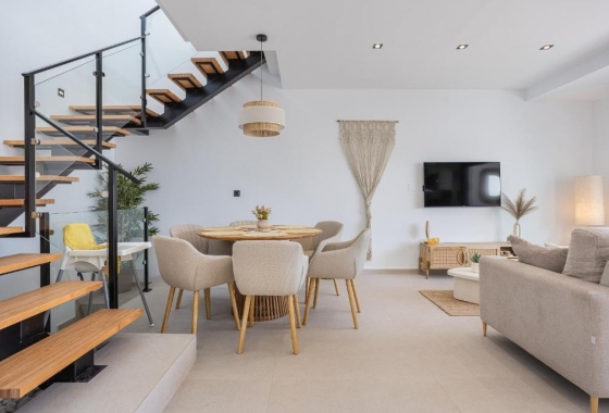 Resale - Villa - Dolores