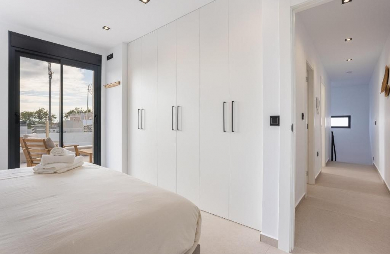 Resale - Villa - Dolores
