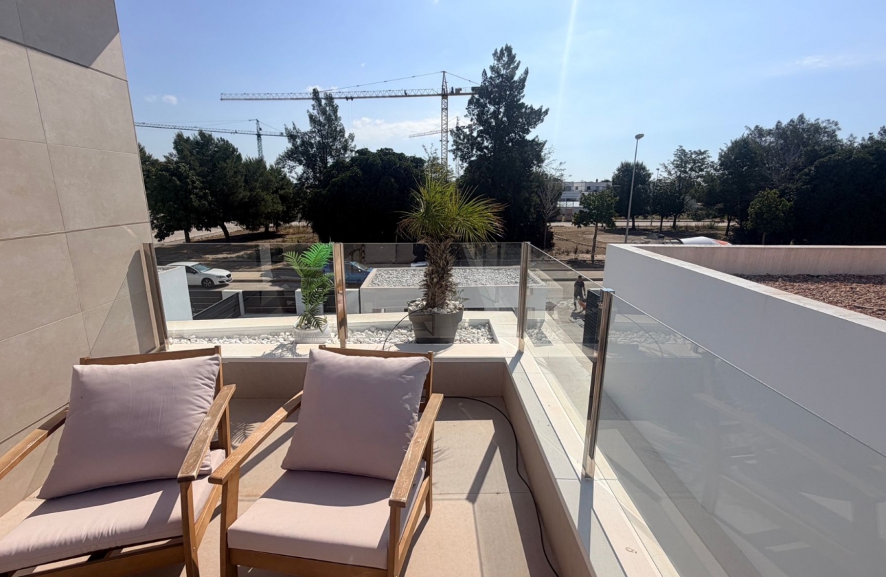 Resale - Villa - Dolores