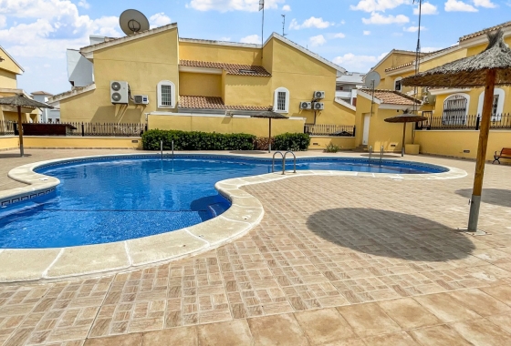 Wiederverkauf - Villa - Orihuela Costa - Los Dolses