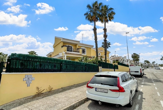 Wiederverkauf - Villa - Orihuela Costa - Los Dolses