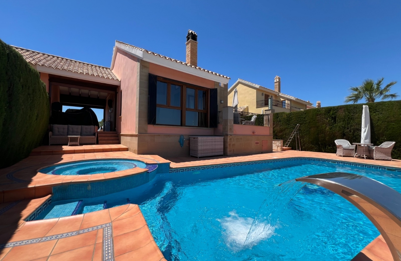 Wiederverkauf - Villa - Algorfa - La finca Golf