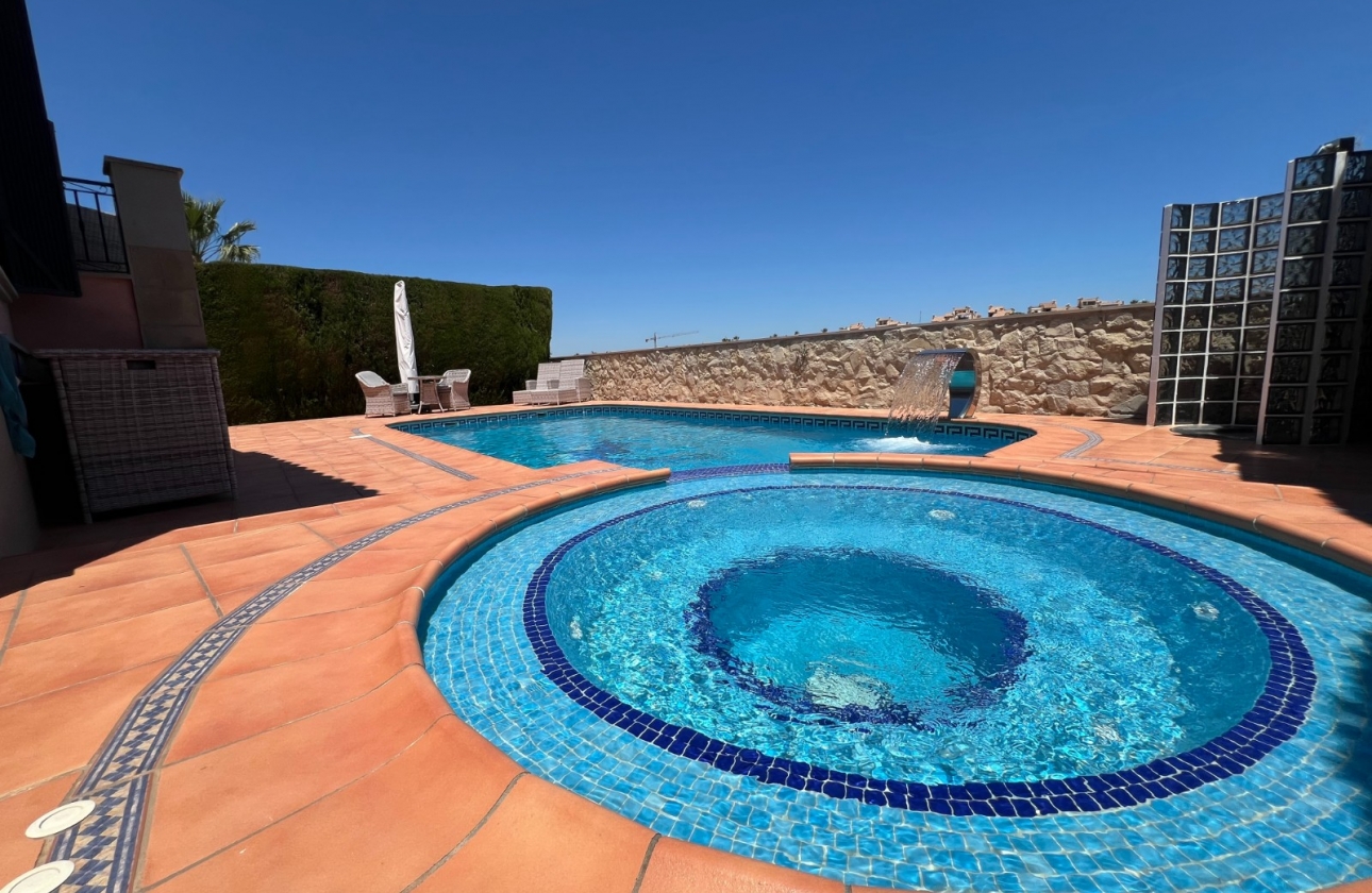Wiederverkauf - Villa - Algorfa - La finca Golf