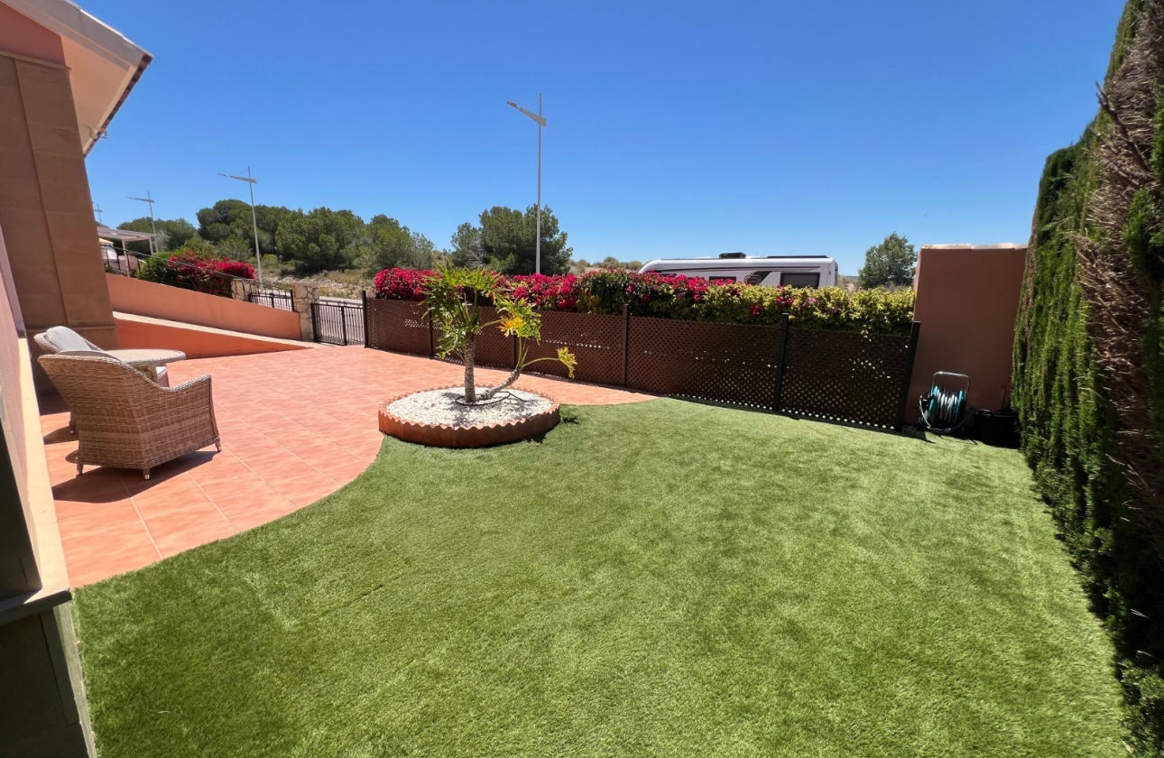 Wiederverkauf - Villa - Algorfa - La finca Golf