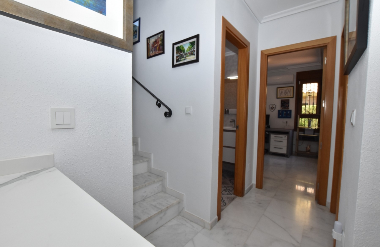 Wiederverkauf - Villa - Algorfa - La finca Golf
