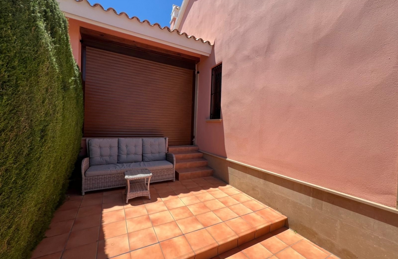 Wiederverkauf - Villa - Algorfa - La finca Golf