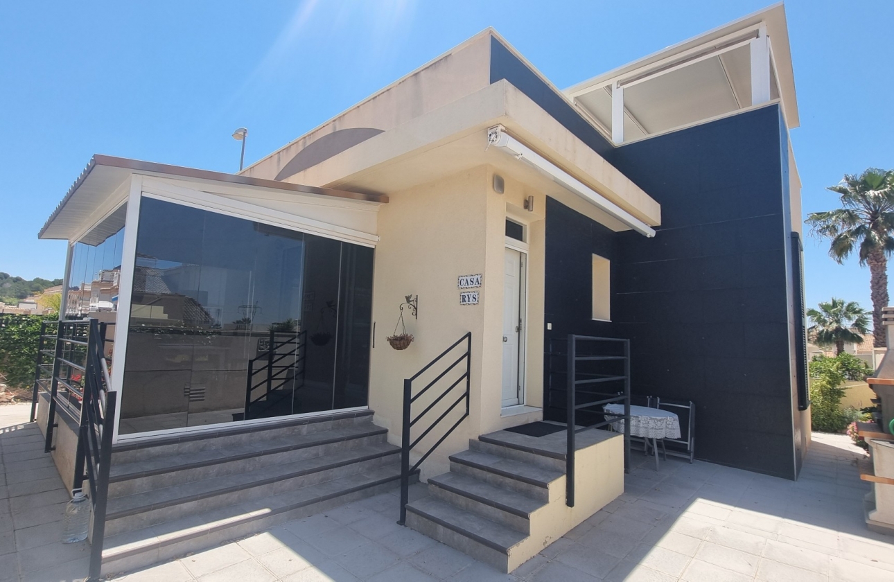 Herverkoop - Villa - Ciudad Quesada