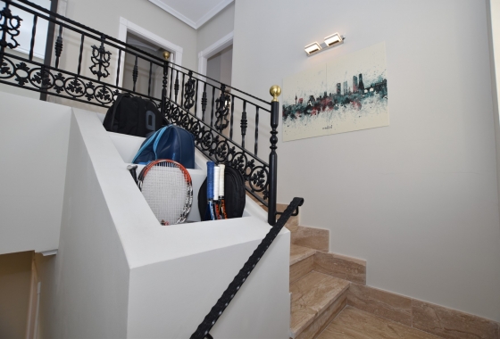 Wiederverkauf - Villa - Orihuela Costa - Los Dolses