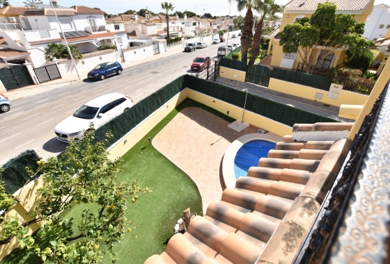 Wiederverkauf - Villa - Orihuela Costa - Los Dolses