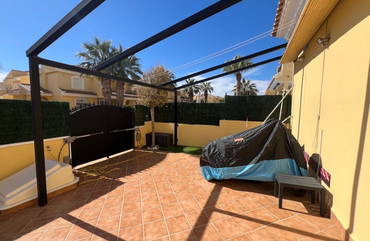 Wiederverkauf - Villa - Orihuela Costa - Los Dolses