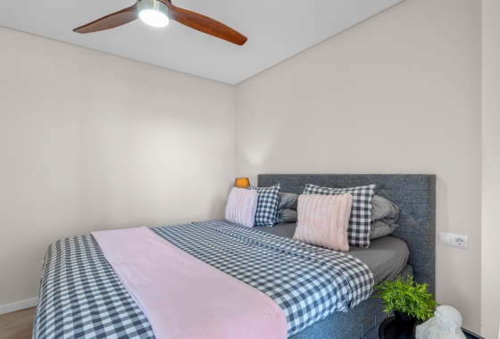Wiederverkauf - Wohnung - Orihuela Costa - Los Dolses