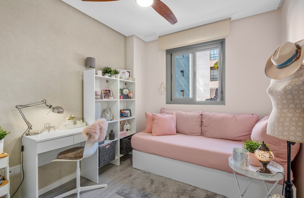Wiederverkauf - Wohnung - Orihuela Costa - Los Dolses