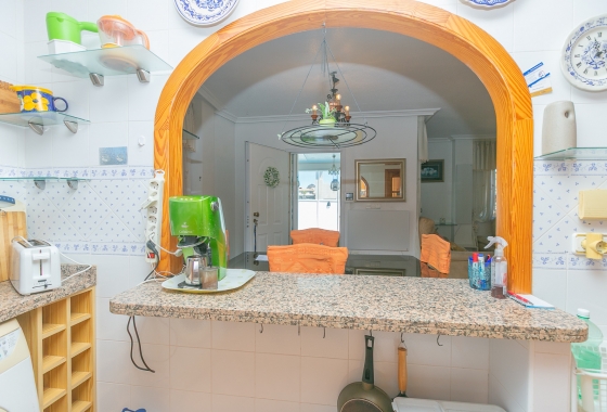 Wiederverkauf - Villa - Orihuela Costa - La Zenia