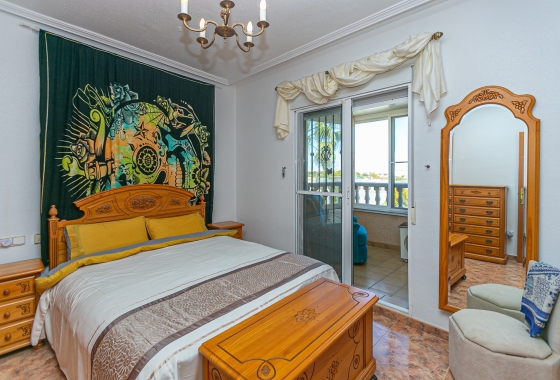 Wiederverkauf - Villa - Orihuela Costa - La Zenia