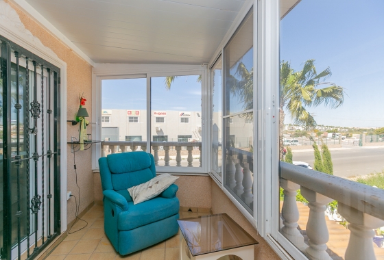 Wiederverkauf - Villa - Orihuela Costa - La Zenia