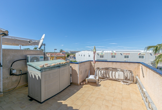 Wiederverkauf - Villa - Orihuela Costa - La Zenia