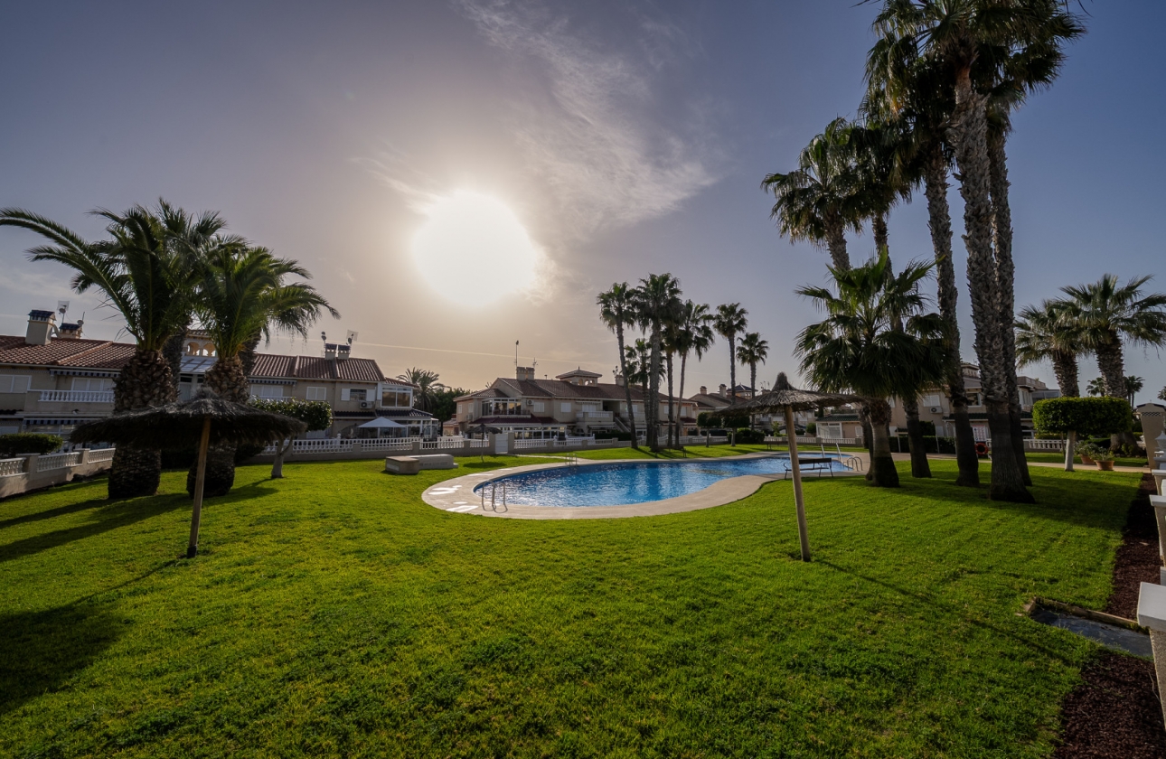 Wiederverkauf - House - Playa Flamenca - Zenia Mar
