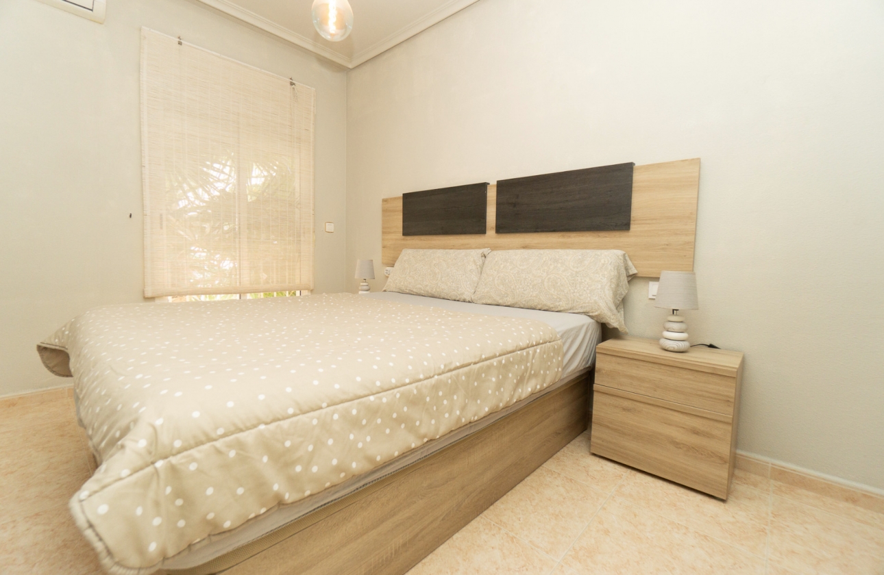 Resale - House - Playa Flamenca