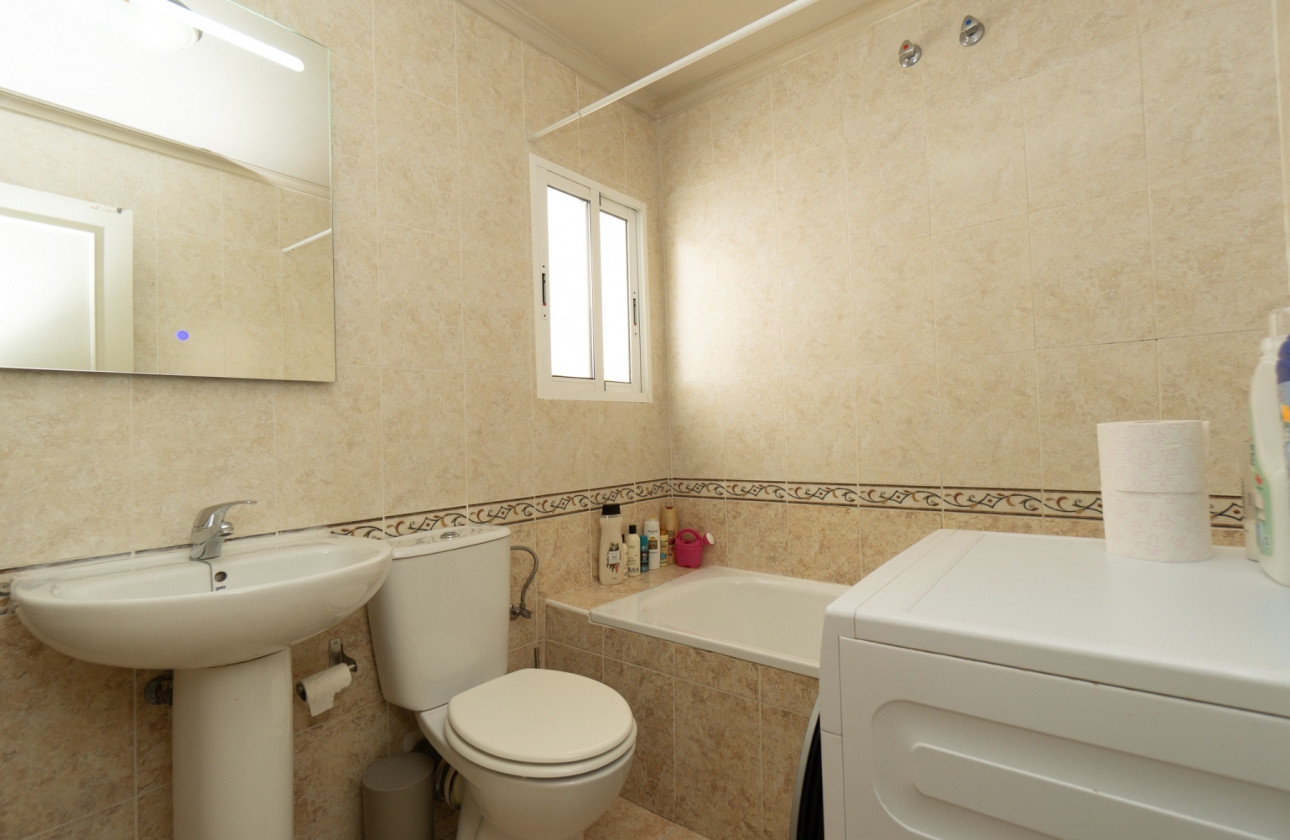 Resale - House - Playa Flamenca
