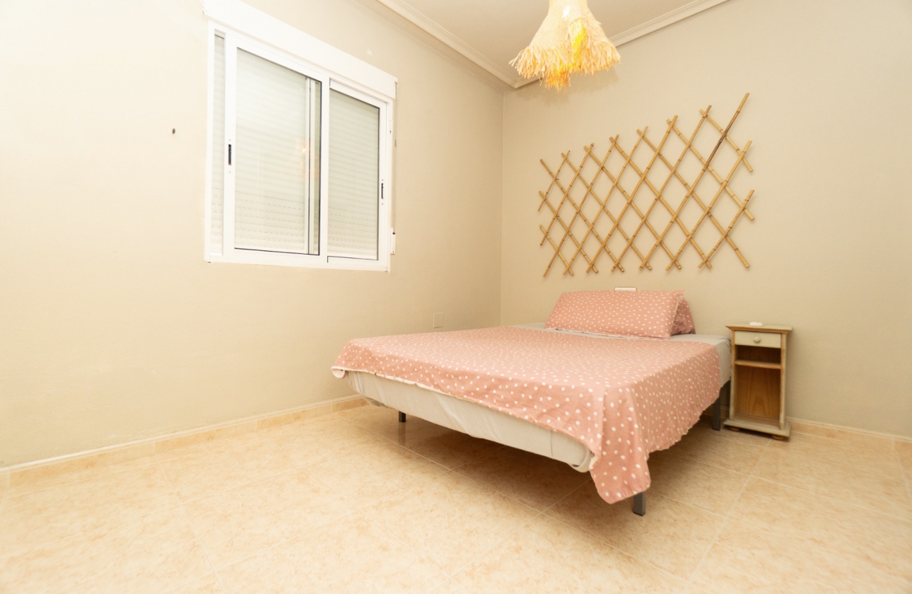Resale - House - Playa Flamenca
