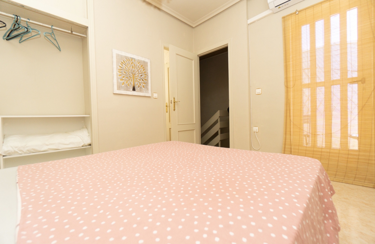 Resale - House - Playa Flamenca