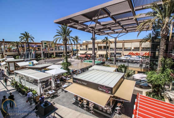 Resale - House - Playa Flamenca