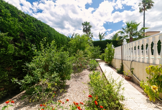Resale - Villa - Los Balcones