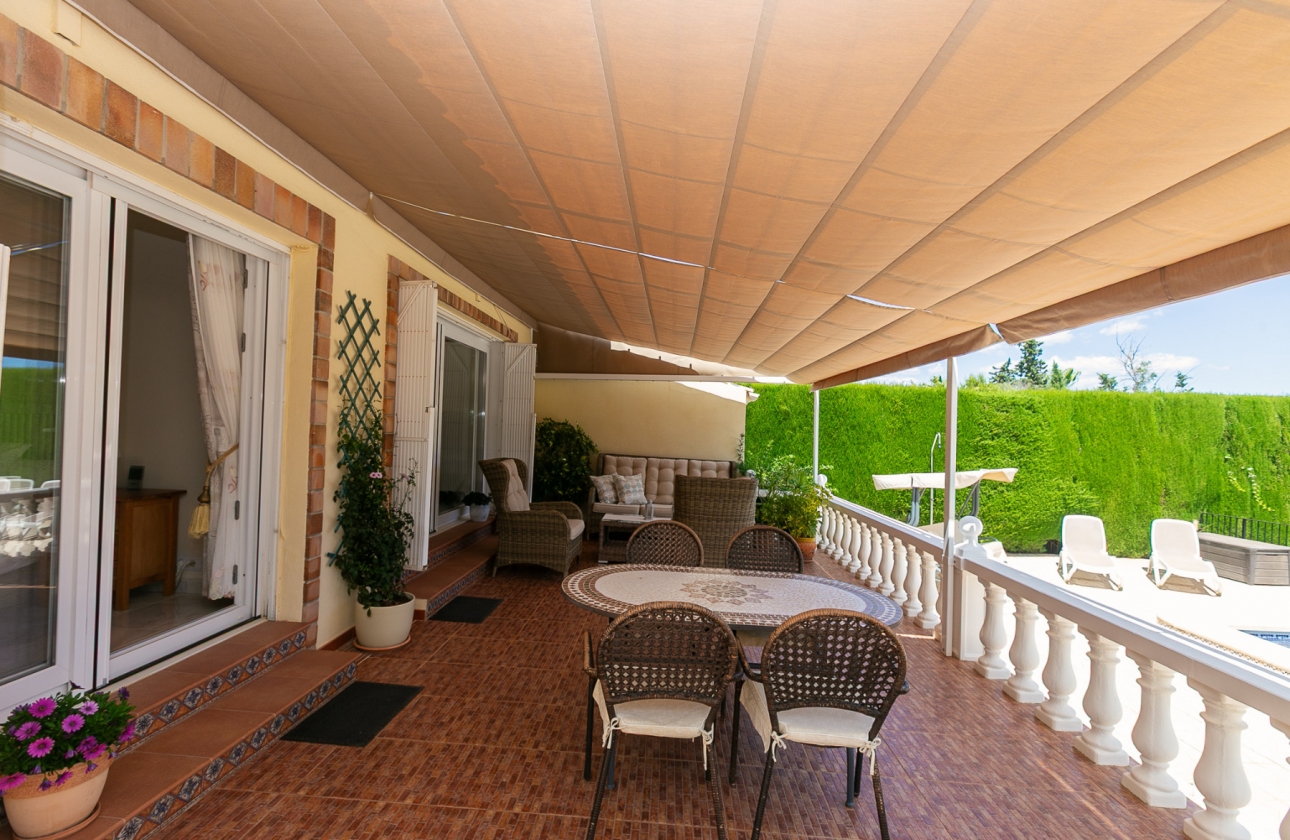 Resale - Villa - Los Balcones