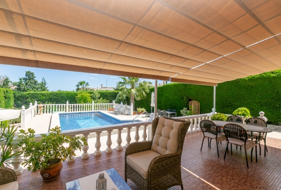 Resale - Villa - Los Balcones
