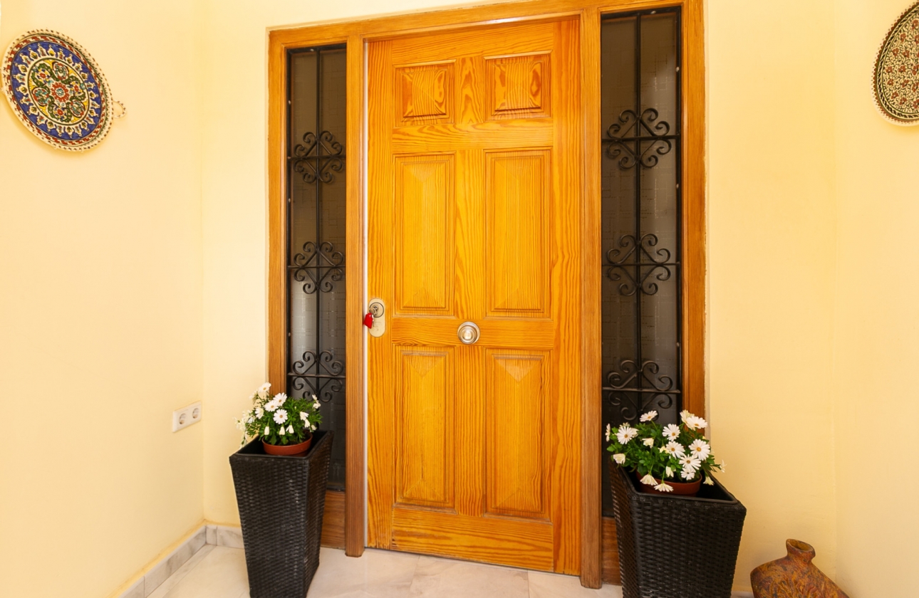 Resale - Villa - Los Balcones