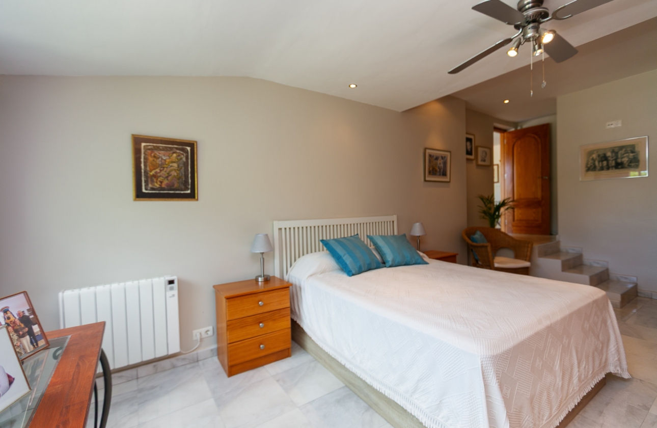 Resale - Villa - Los Balcones