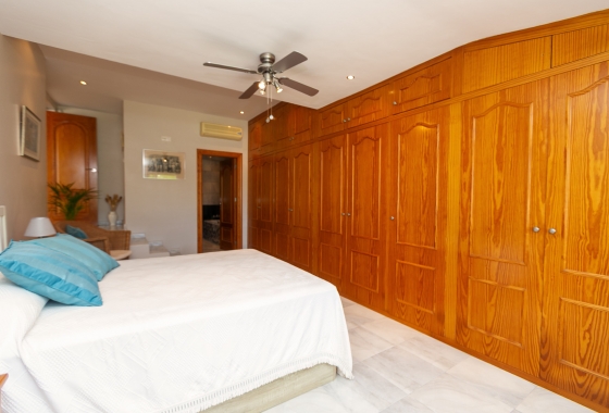 Resale - Villa - Los Balcones