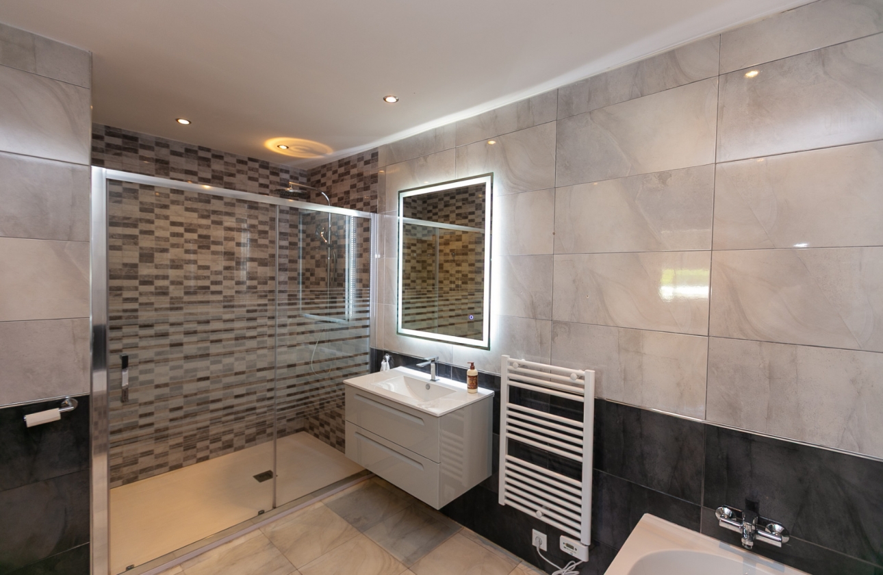 Resale - Villa - Los Balcones
