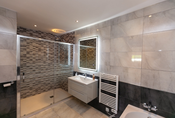 Resale - Villa - Los Balcones