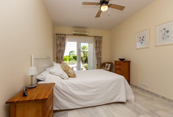 Resale - Villa - Los Balcones