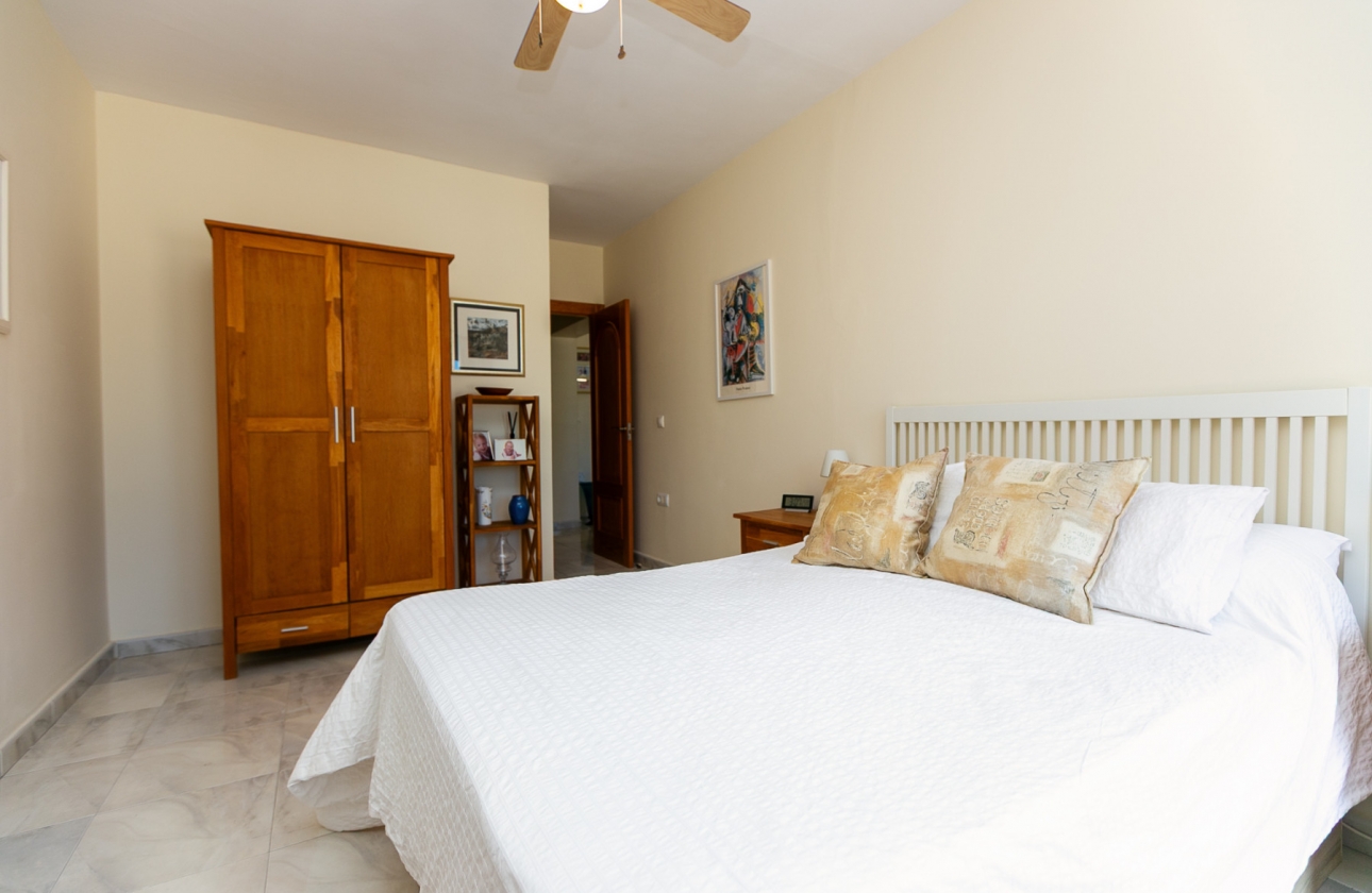 Resale - Villa - Los Balcones