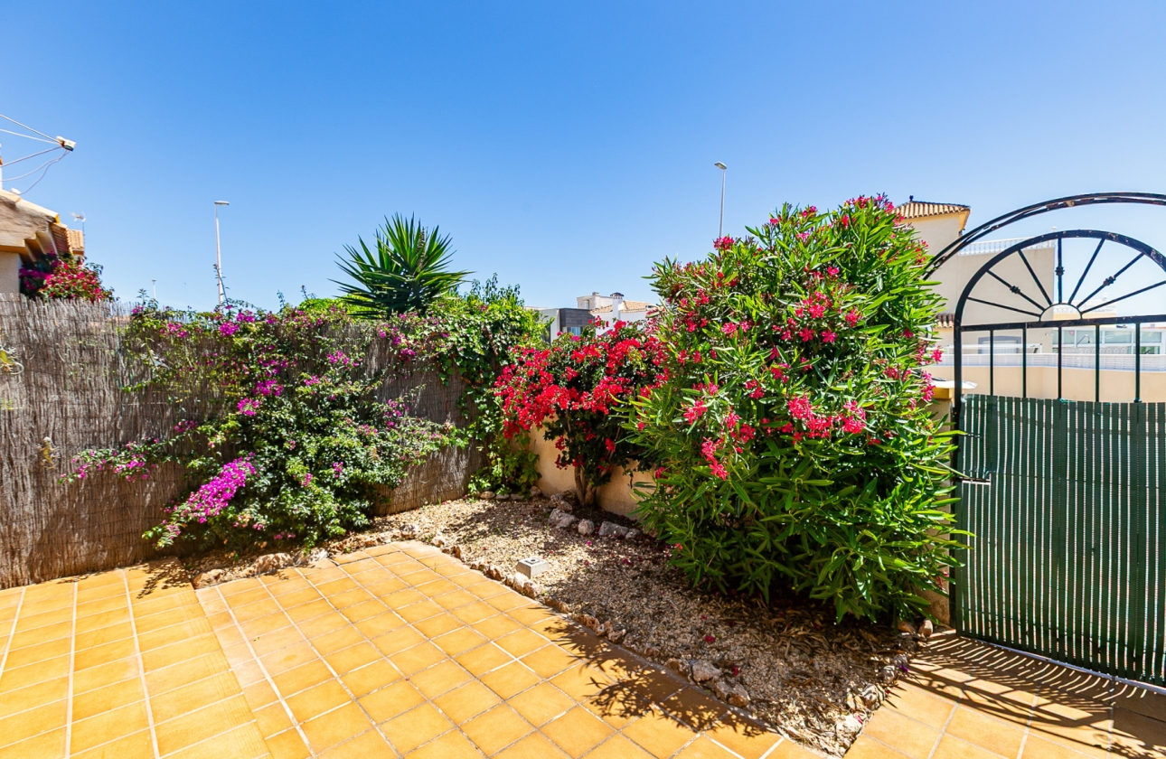 Wiederverkauf - House - Orihuela Costa - La Zenia