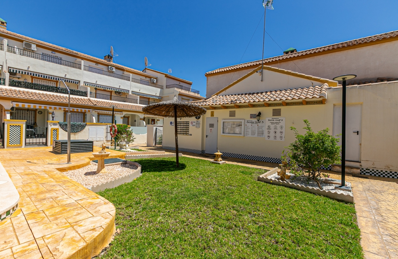 Wiederverkauf - House - Orihuela Costa - La Zenia