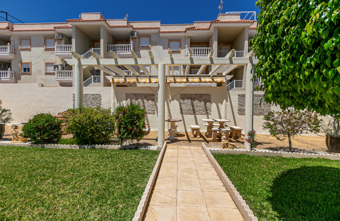 Wiederverkauf - House - Orihuela Costa - La Zenia