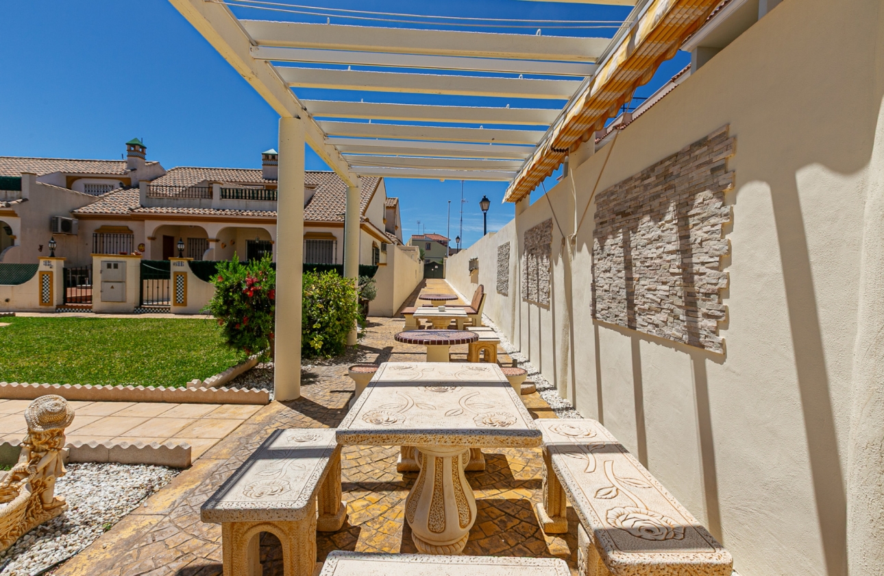 Wiederverkauf - House - Orihuela Costa - La Zenia