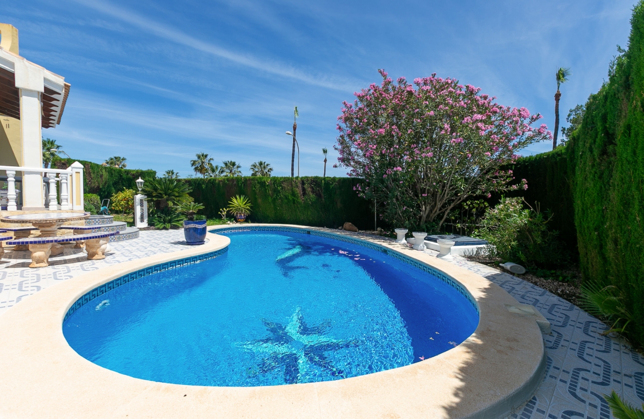 Wiederverkauf - Villa - Villamartin - Rioja