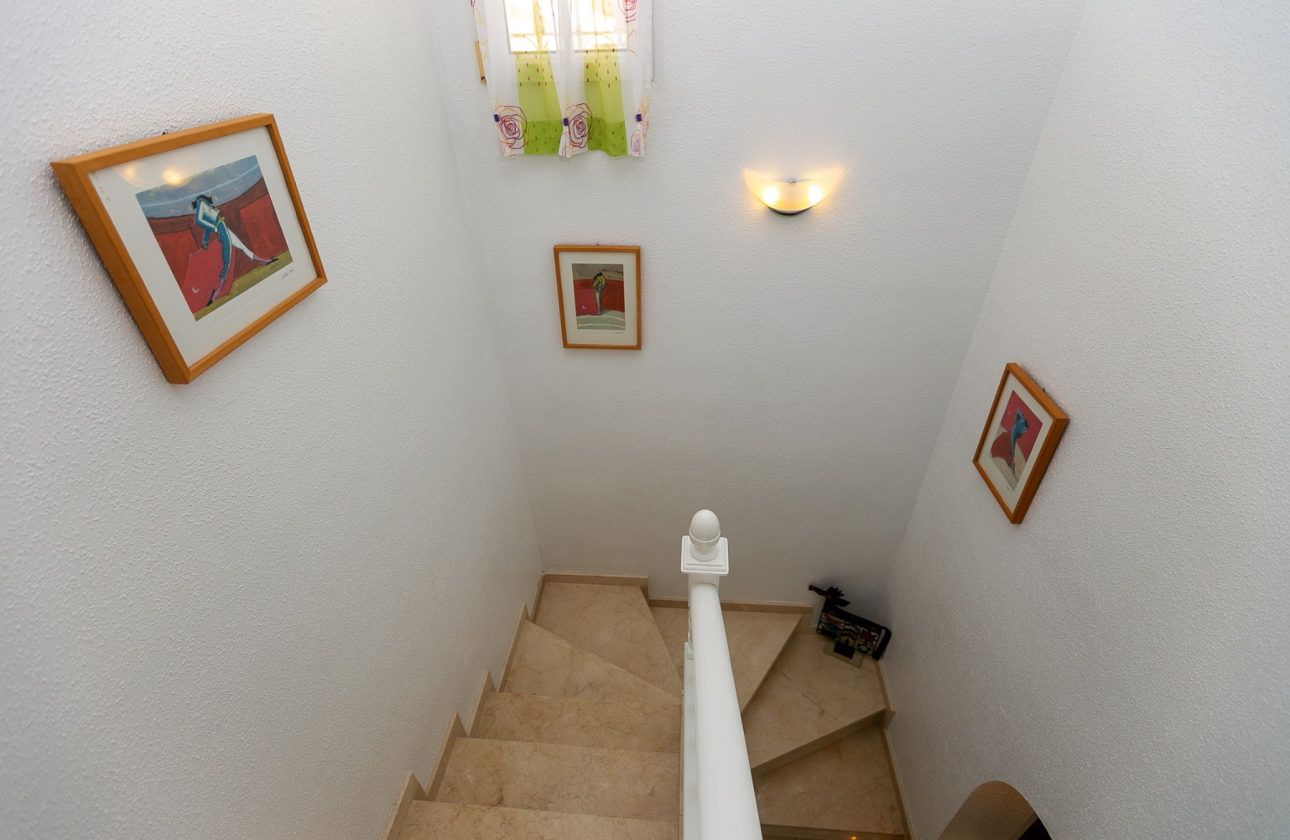 Wiederverkauf - Villa - Villamartin - Rioja