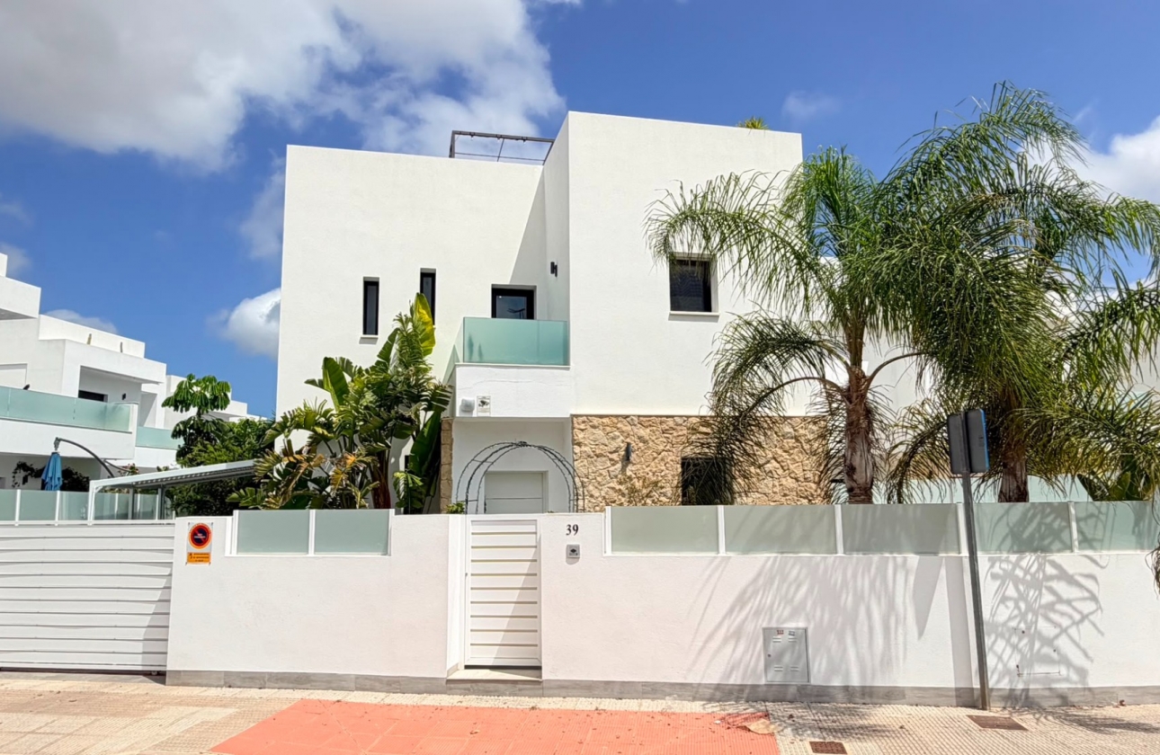 Wiederverkauf - 4. House - Detached Villa - Los Montesinos - La Herrada