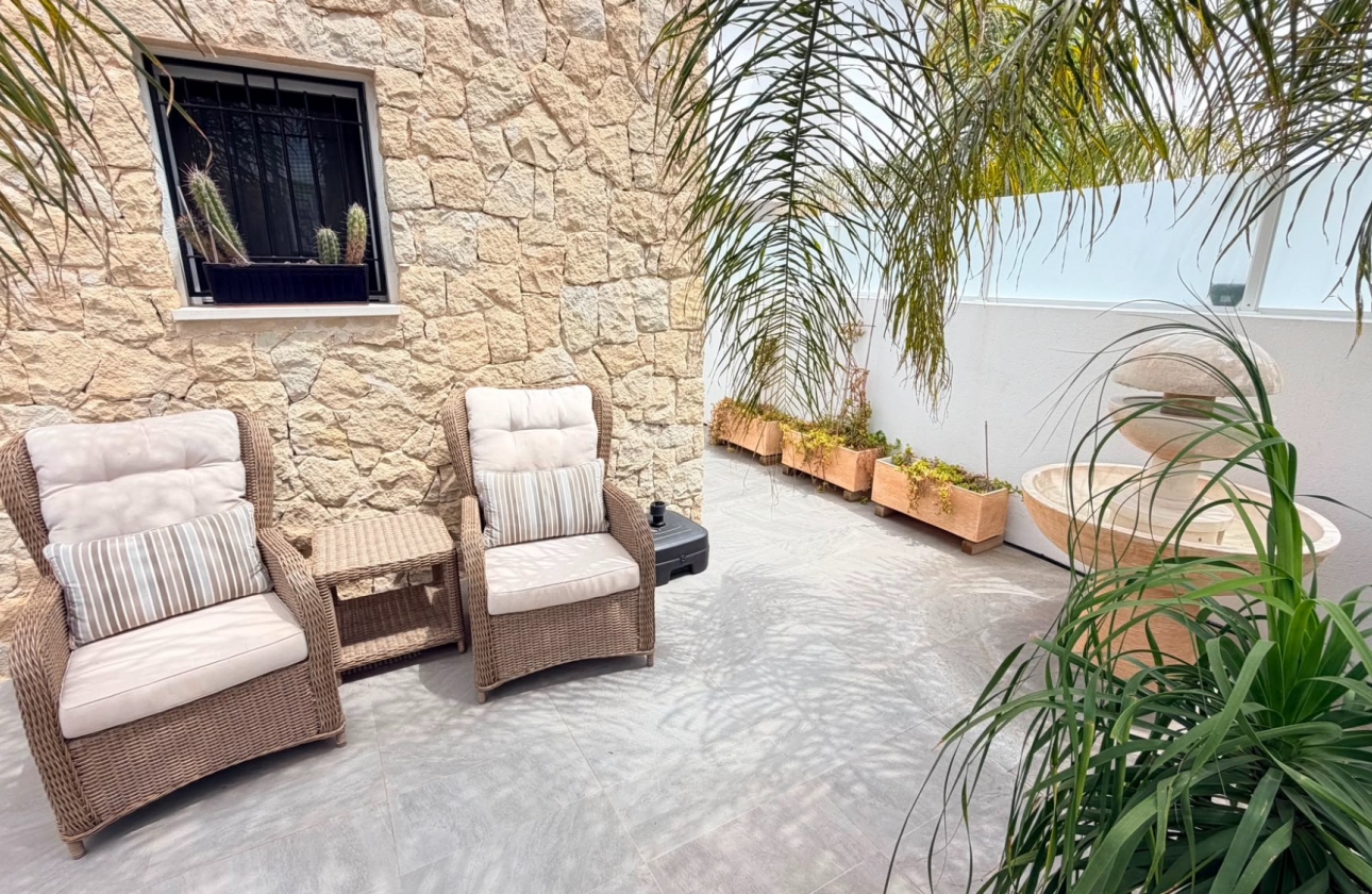 Wiederverkauf - 4. House - Detached Villa - Los Montesinos - La Herrada