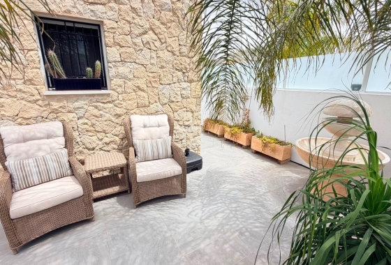 Wiederverkauf - 4. House - Detached Villa - Los Montesinos - La Herrada