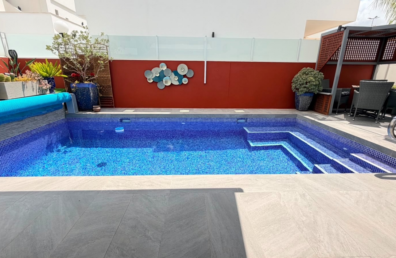 Wiederverkauf - 4. House - Detached Villa - Los Montesinos - La Herrada